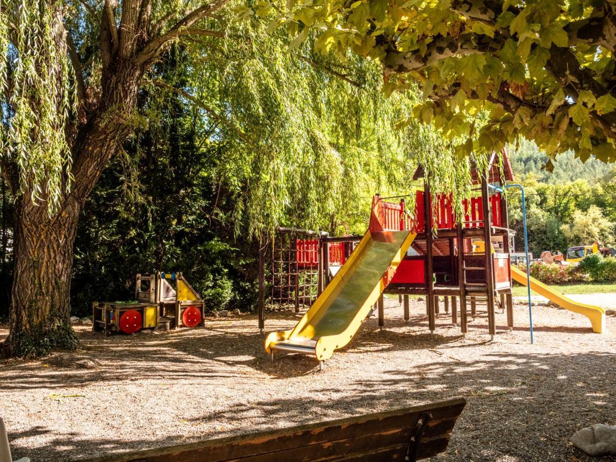 Resort Les Lavandes - Néaclub 3*